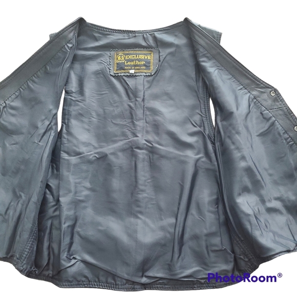 Gray Women's Vest - Picture 4 of 8